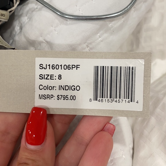 HALSTON HARITAGE GOWN - Picture 11 of 11